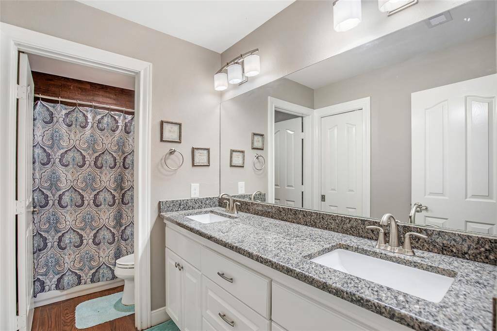 3rd bathroom (second level)