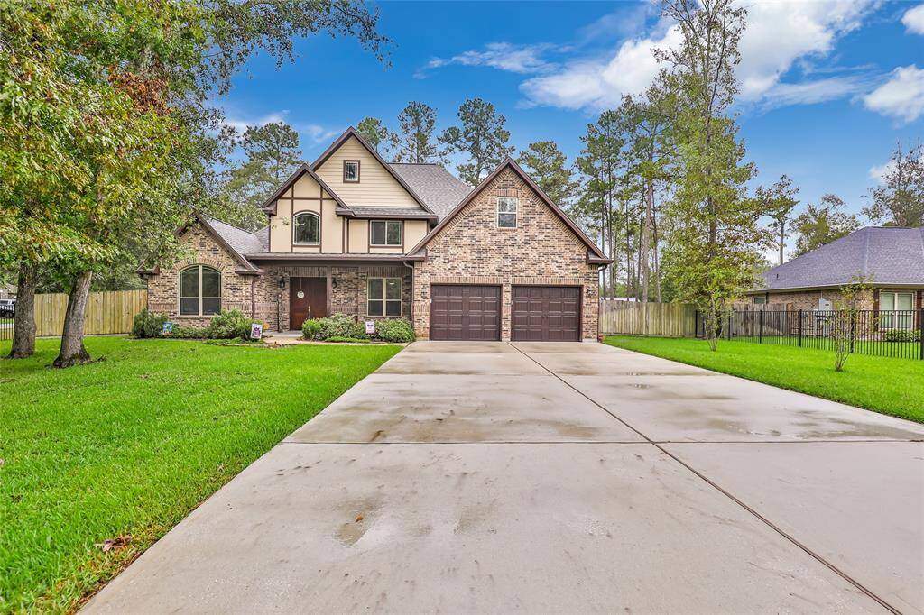 Front of home. Double garage.