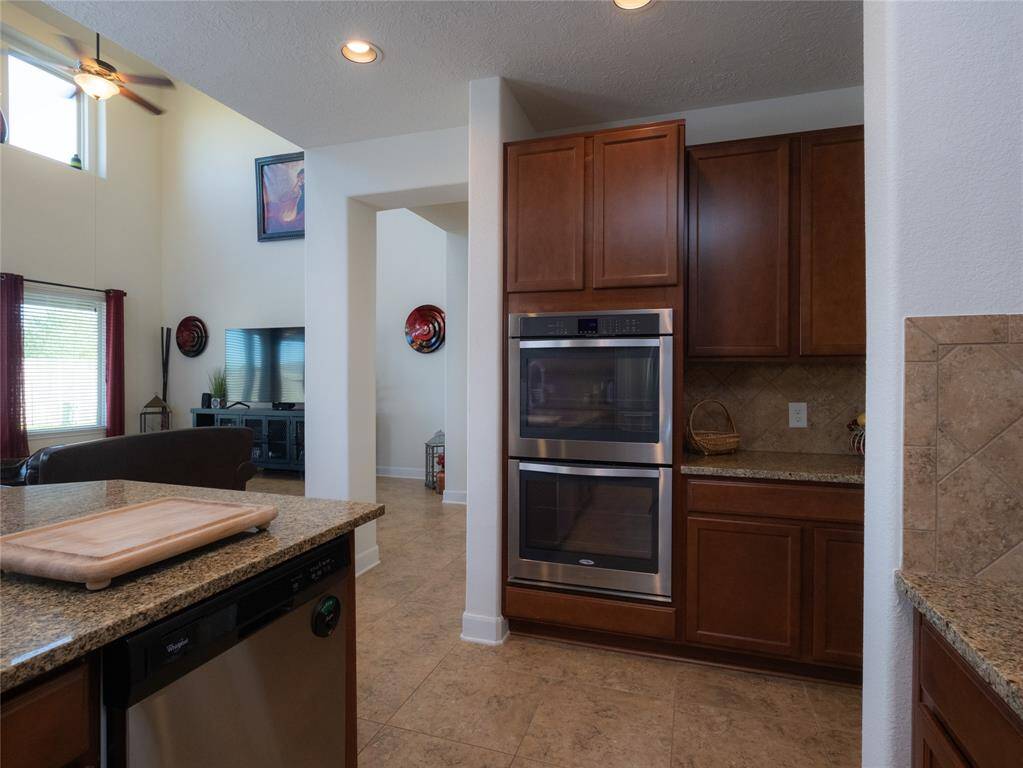 Check out the stainless steel double oven!