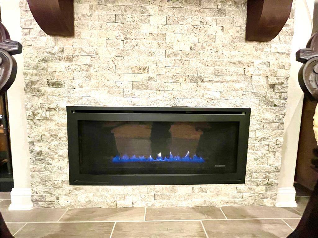 Modern fireplace