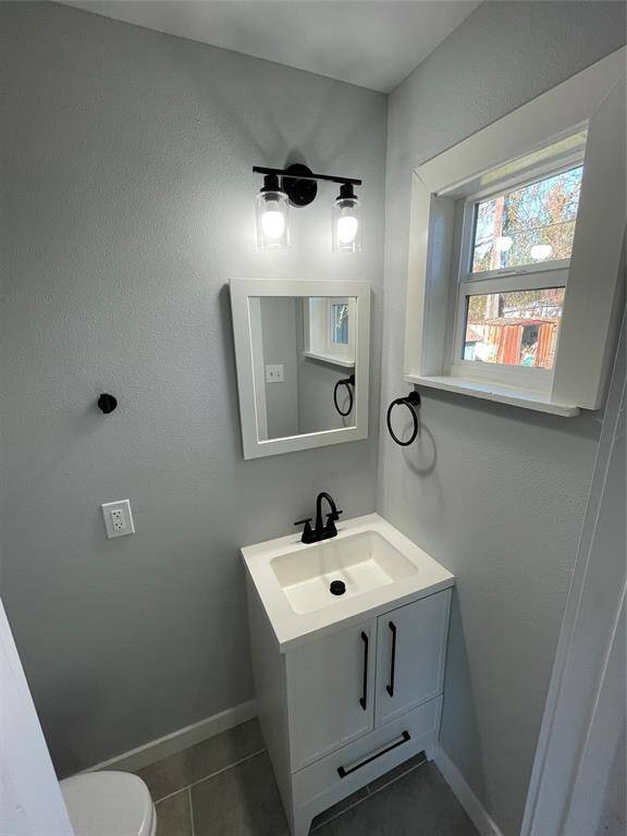 Primary 1/2 bath