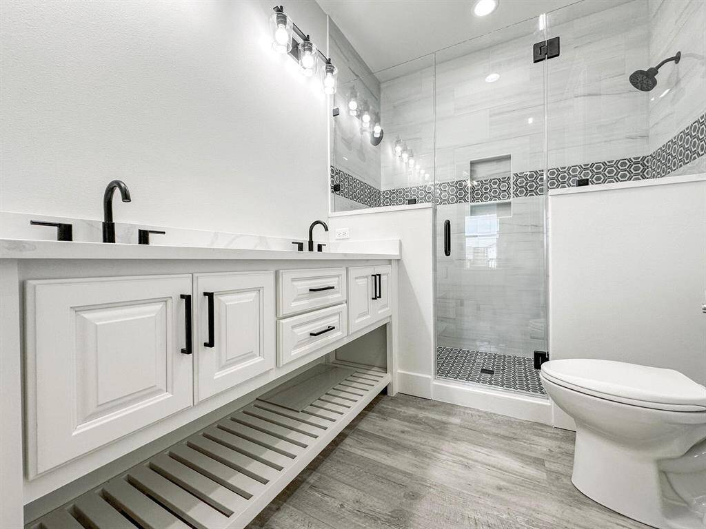 Photos are for illustrative purposes only, showcasing a home built by the same builder. Features such as colors, appliances, fixtures, and finishes are subject to change and may vary from those shown. Please verify details with the builder for the most accurate representation of the final home.
