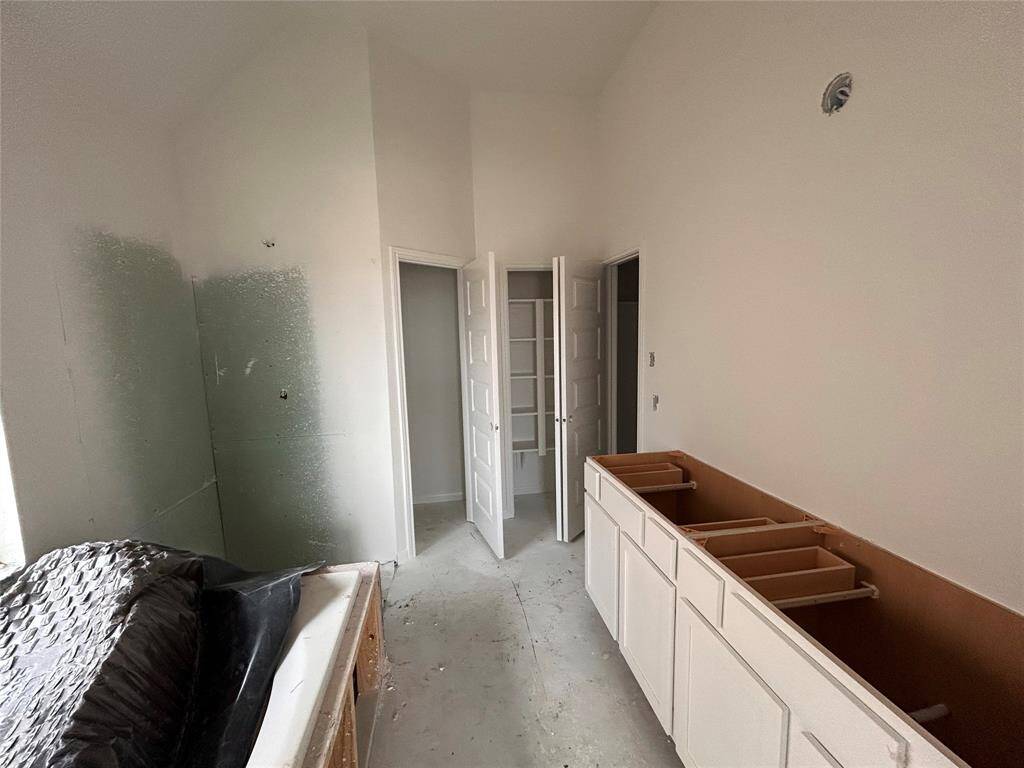 Relaxing owner's bath - still under construction!