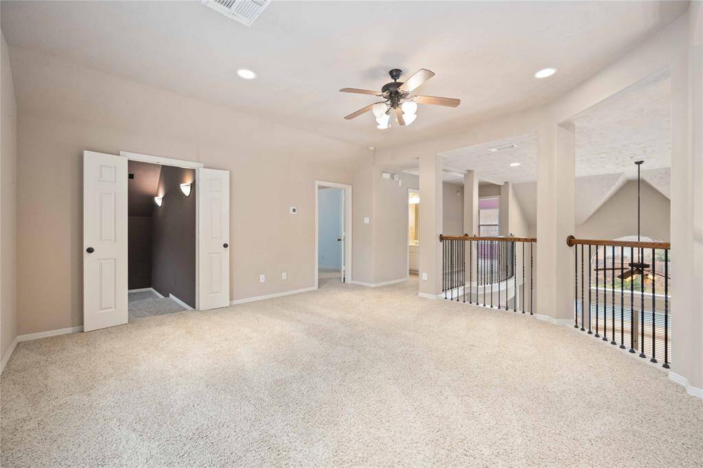 Second Level landing/flex space
