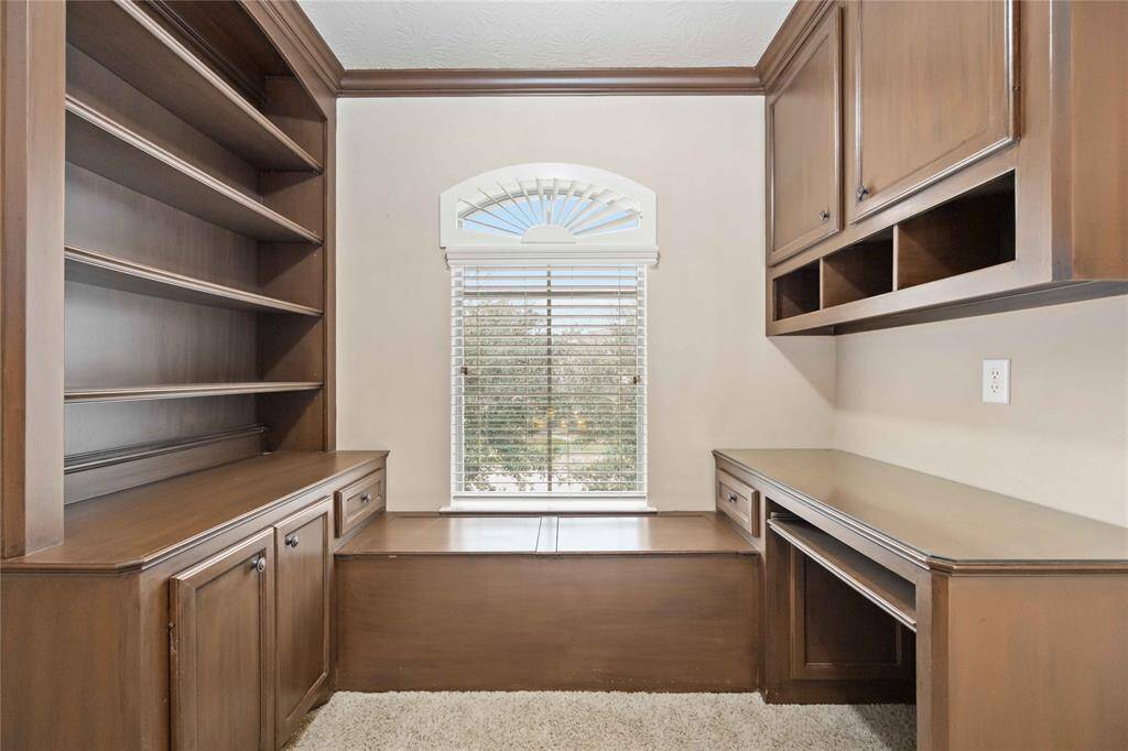 Built in office at top of the stairs