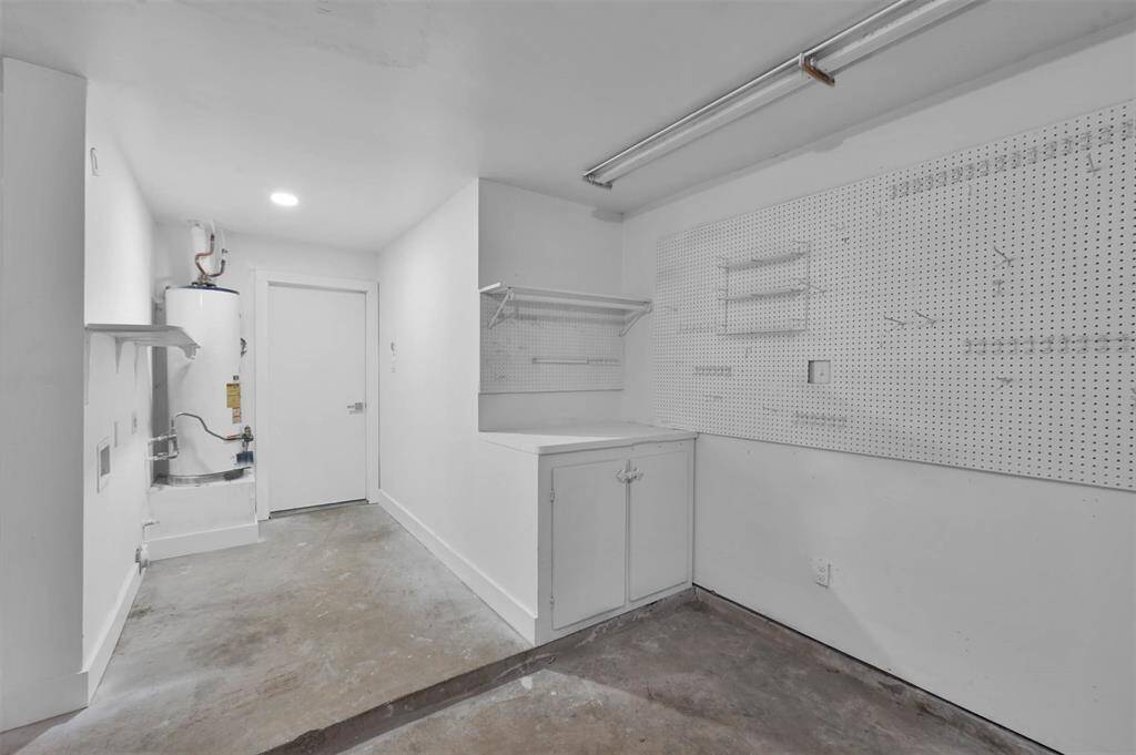 Garage Work Space