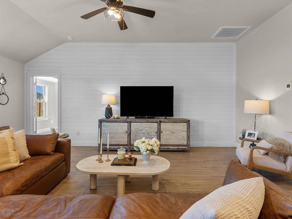 Great size living room for a sectional.
