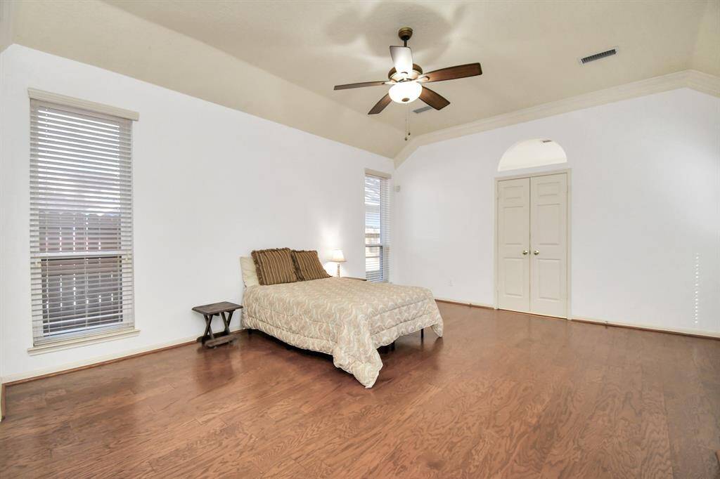 HUGE Primary suite with wood floors!