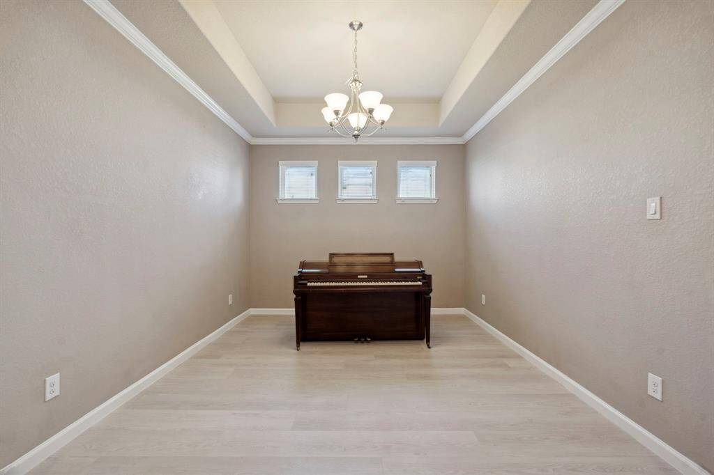 Hall Bathroom on the 1st Floor