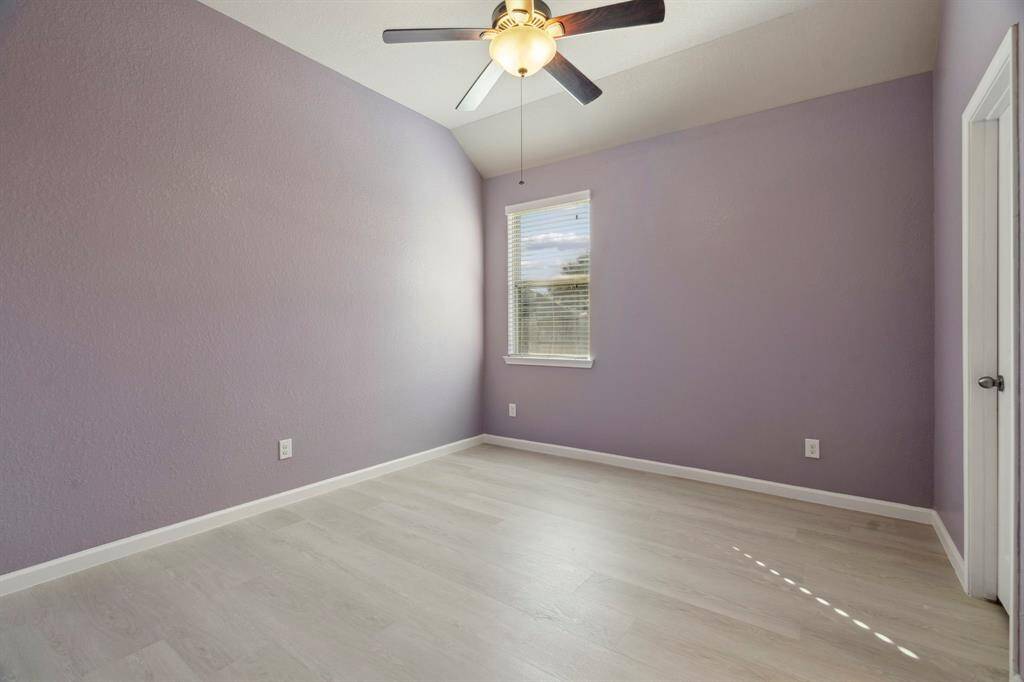 Home sits on a 1/4 acre lot!