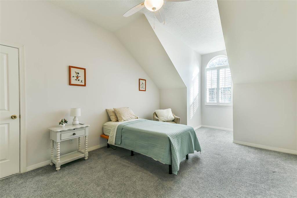 Main house upstairs bedroom