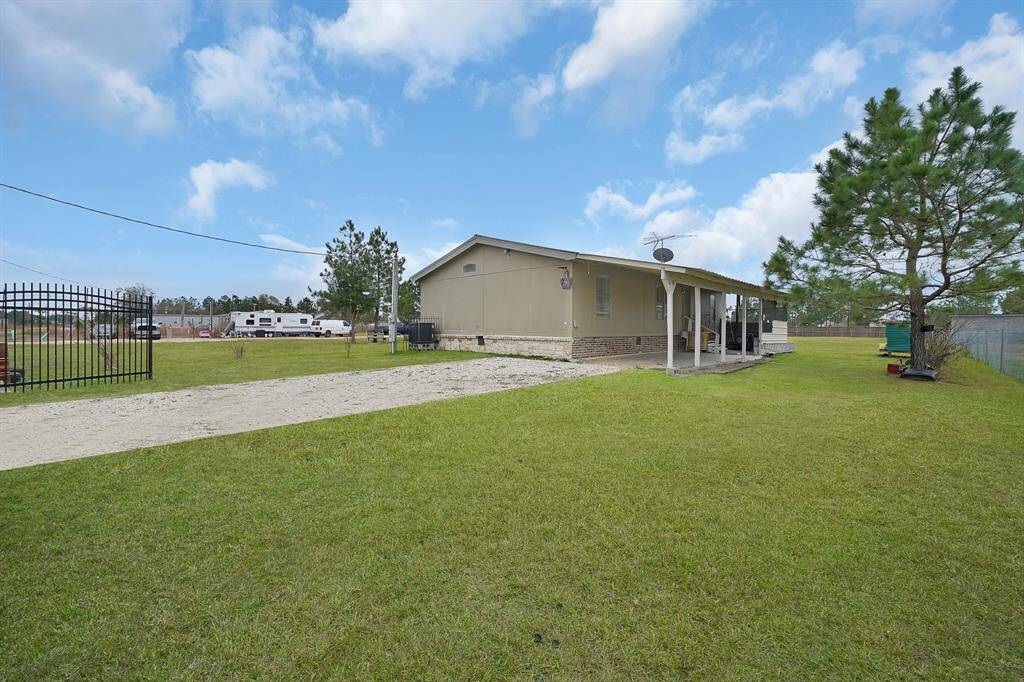 1/2 acre lot