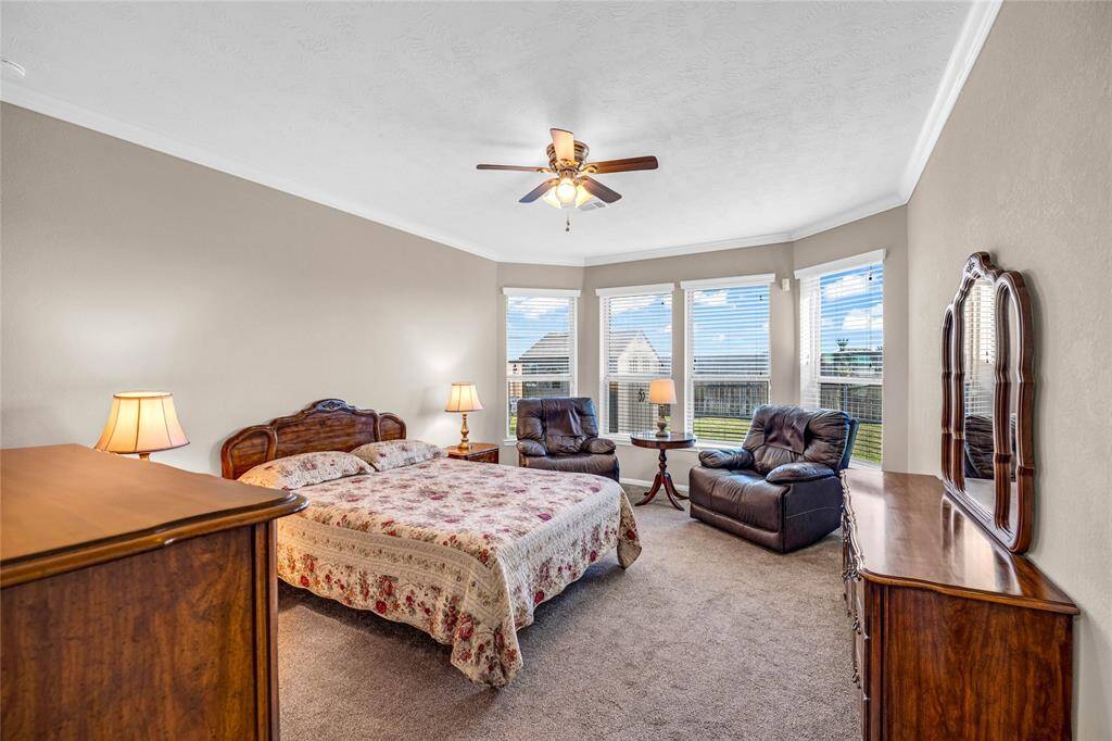 Primary suite!