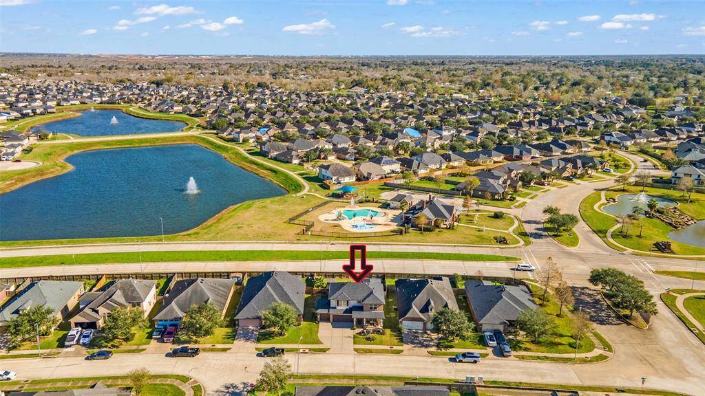 Views of the lake.