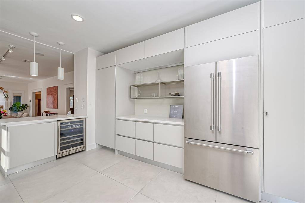 Stainless Steel appliances .