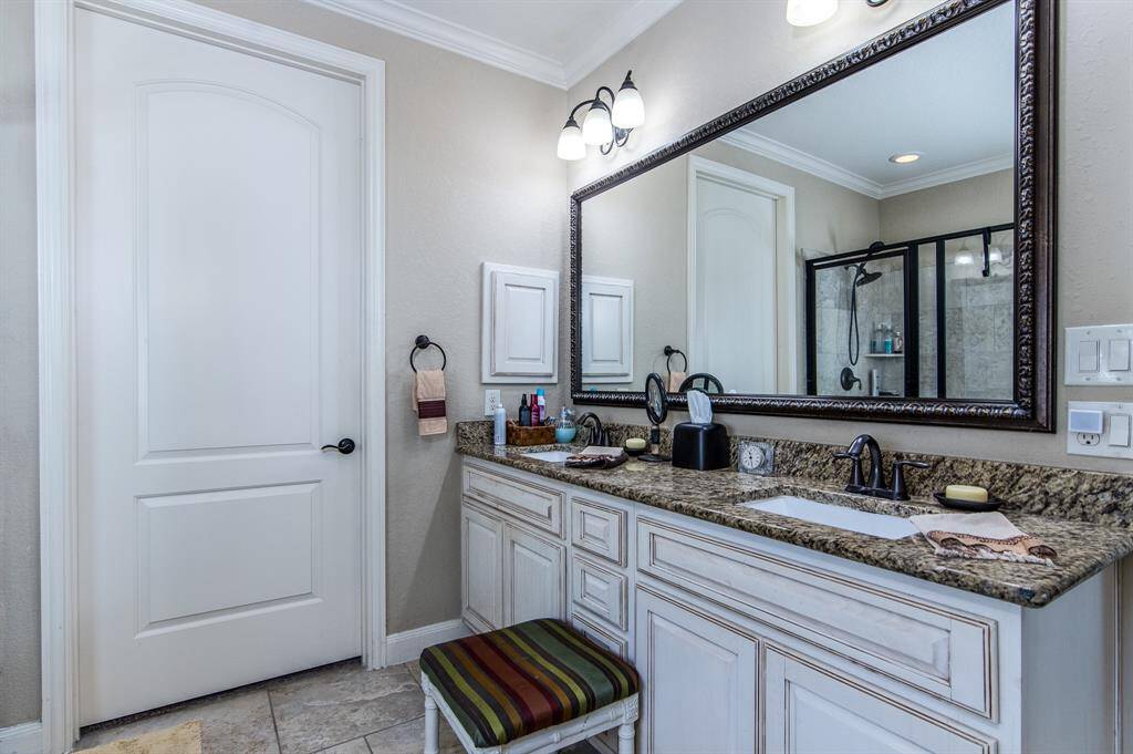 Bathroom also has a linen closet.