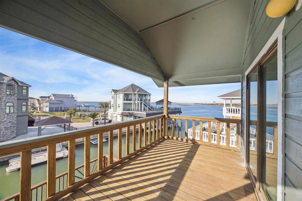 primary bedroom private deck