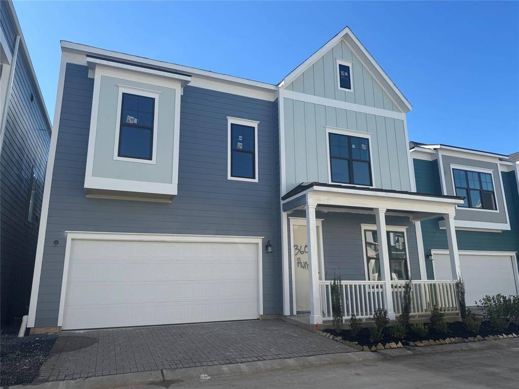 The Eureka floor plan is unique in that it has a downstairs bedroom and very large game room. Perfect for family planning and gatherings.