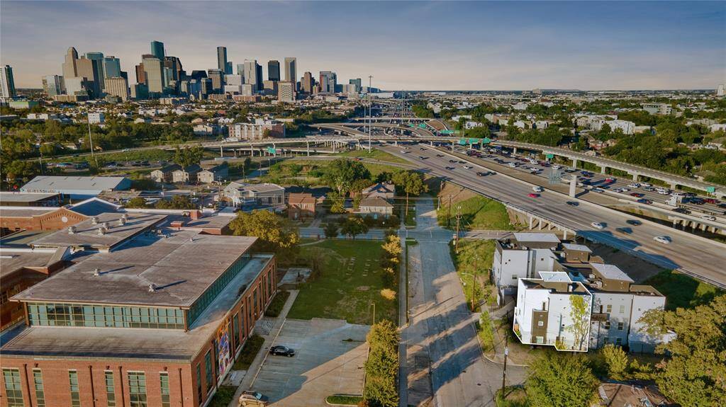 Stunning city views!