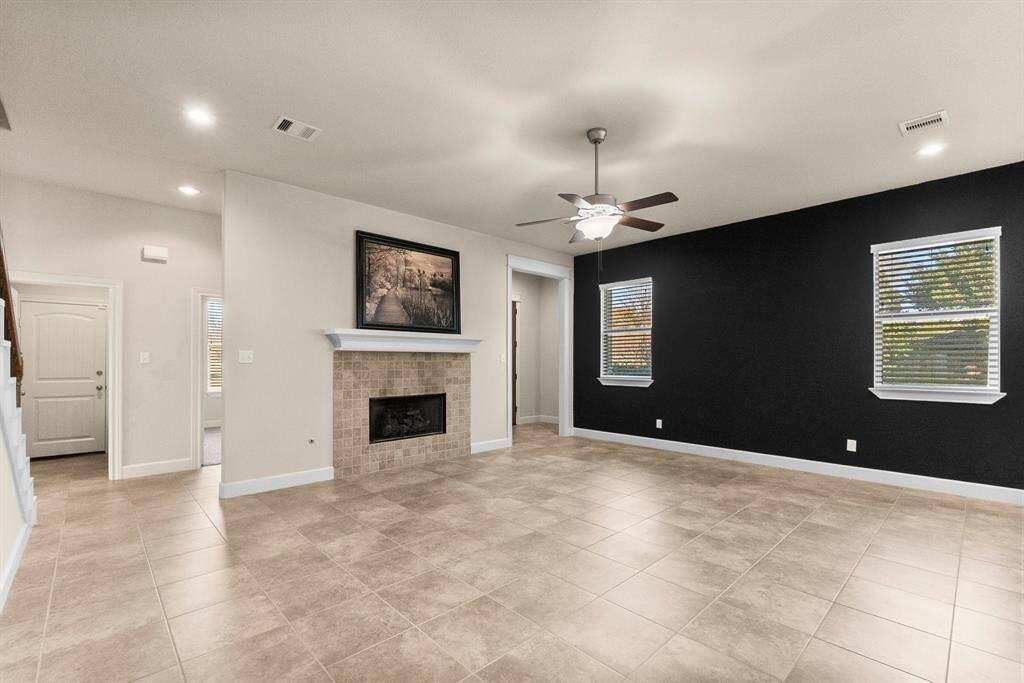 Bold and complementary paint in living area