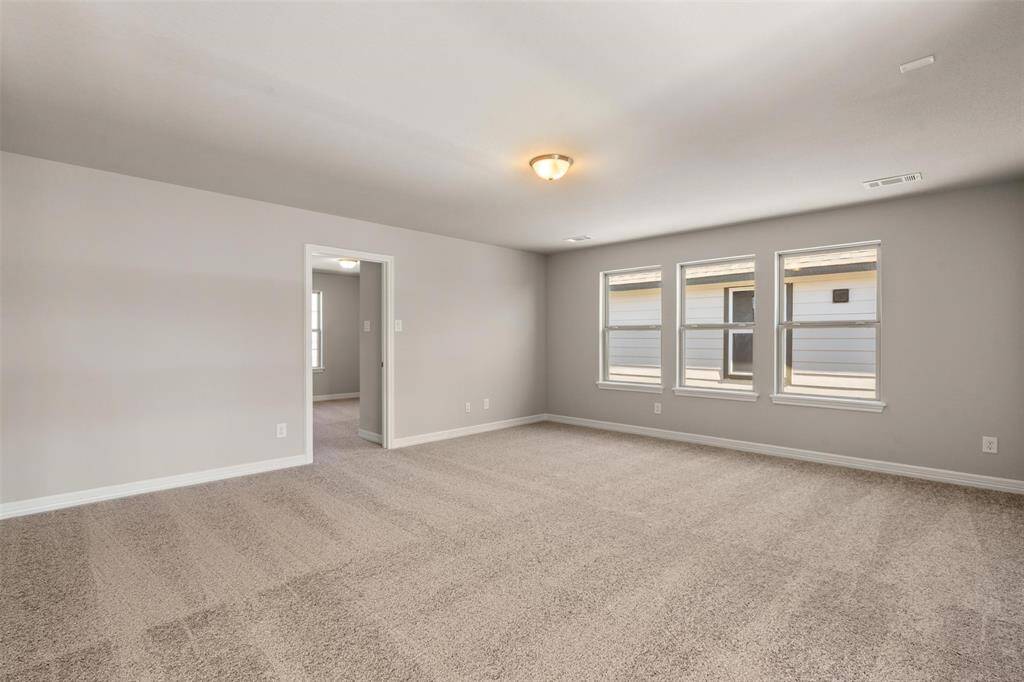 Note: Sample product photo. Actual exterior and interior selections may vary by homesite.