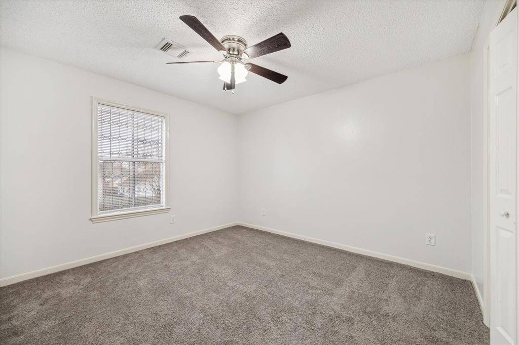 Guest Bedroom #1