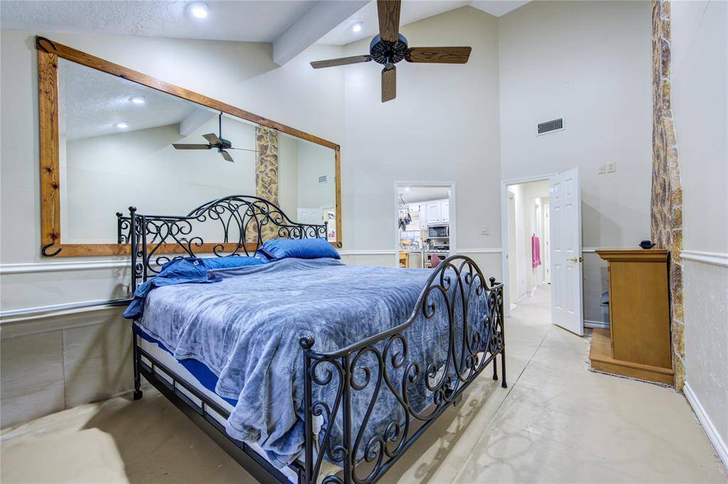 Bedroom/Office