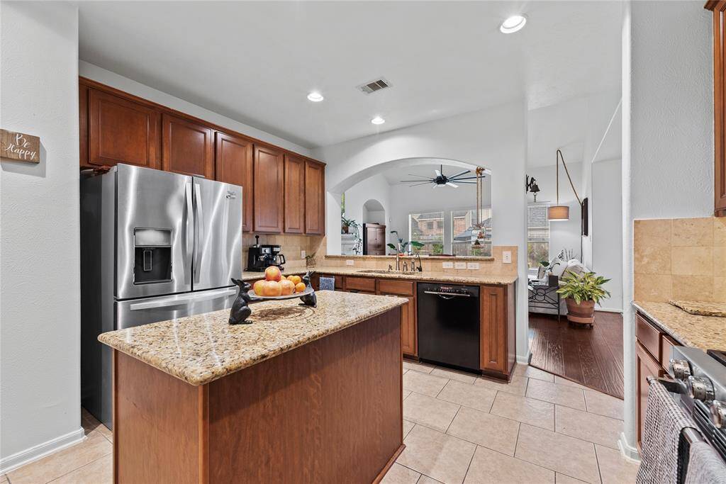 Experience convenience with the in-house utility room, thoughtfully designed with a dedicated laundry area.