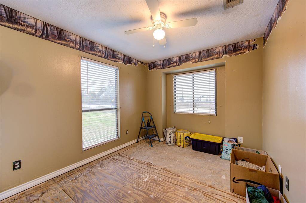 Bedroom/Office