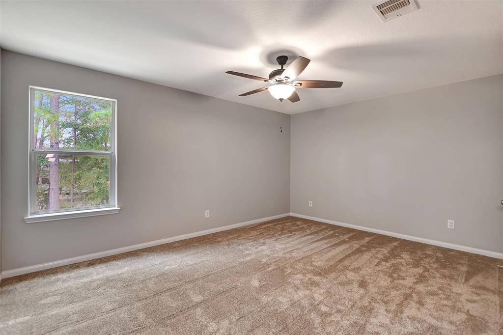 All upstairs bedrooms have new carpet, fresh paint.  These bedrooms are large!