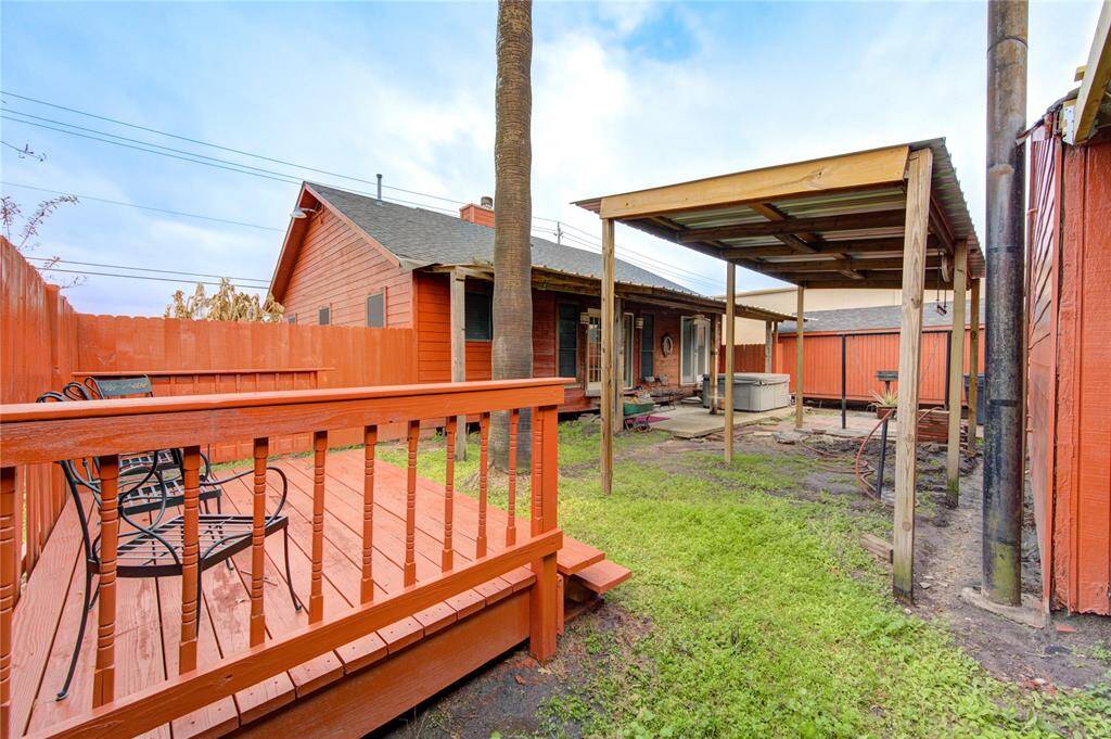 Back of Home/Office