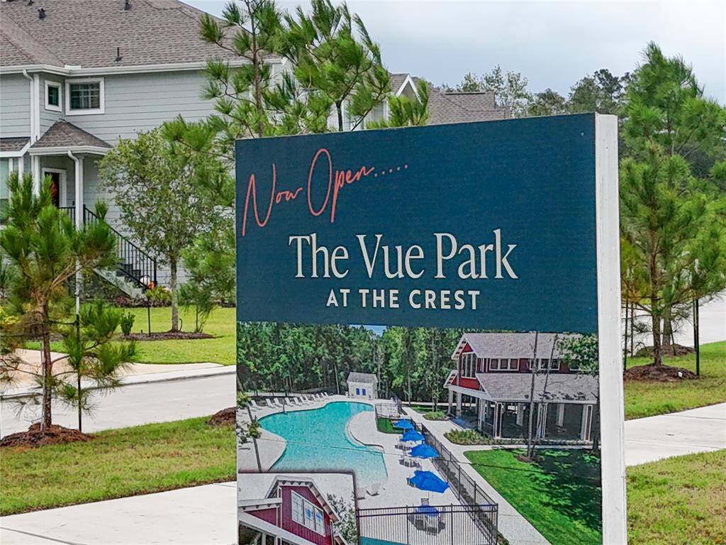 The Vue Park at The Crest is a 10-acre park, the third community pool and a 4,000-square-foot open-air party pavilion that includes a commercial catering kitchen.
