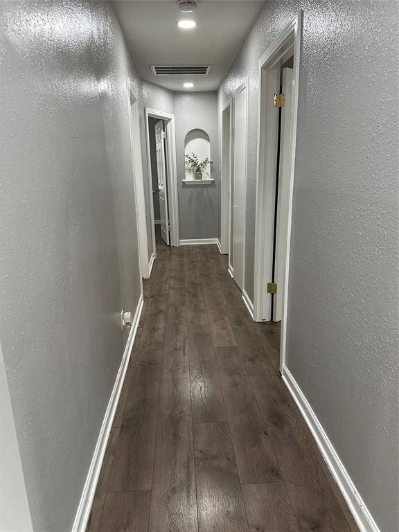 Nice Hallway leading to the Bedrooms.