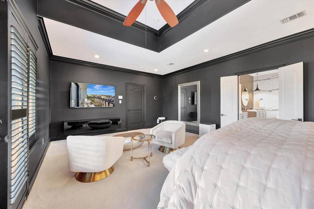 The oversized primary bedroom was meant for peaceful relaxation, creating a private retreat.