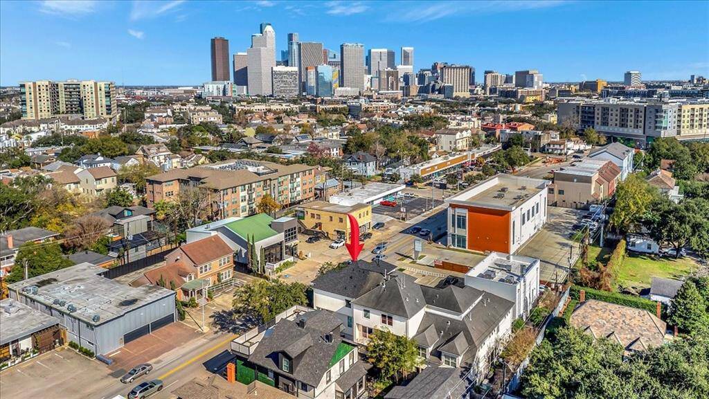 Another aerial view showing the beautiful downtown city of Houston.