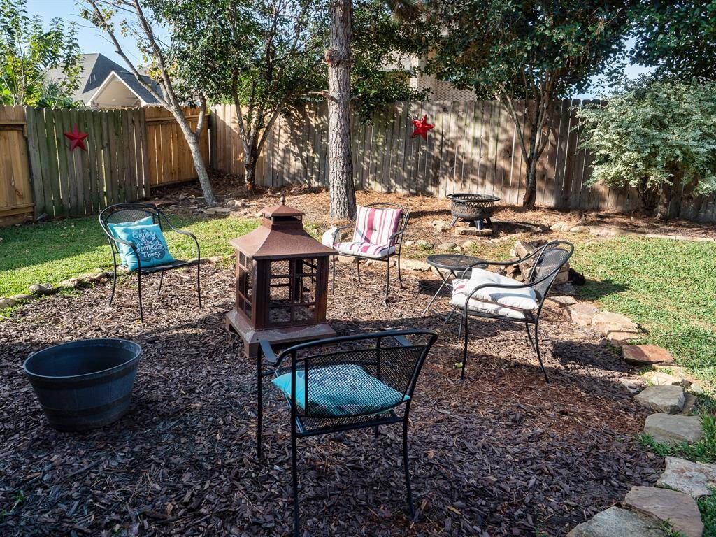 Fire pit areayard is big enough to have a pool