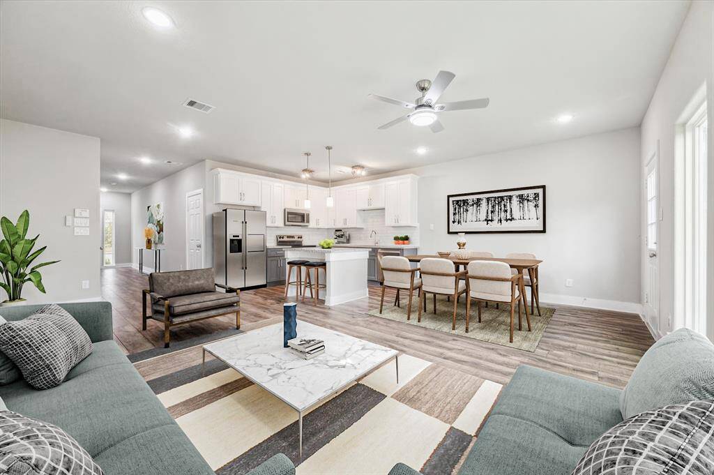 virtually stage living room/dinning room