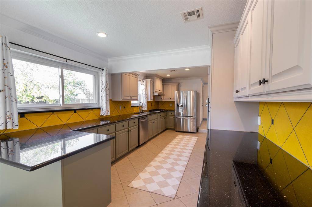 Lots of light with the double-paned windows in the kitchen.