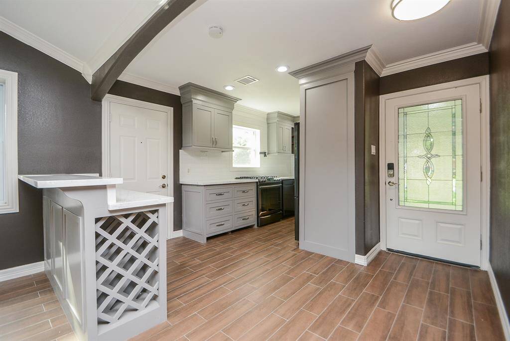 Stunning new chef's kitchen