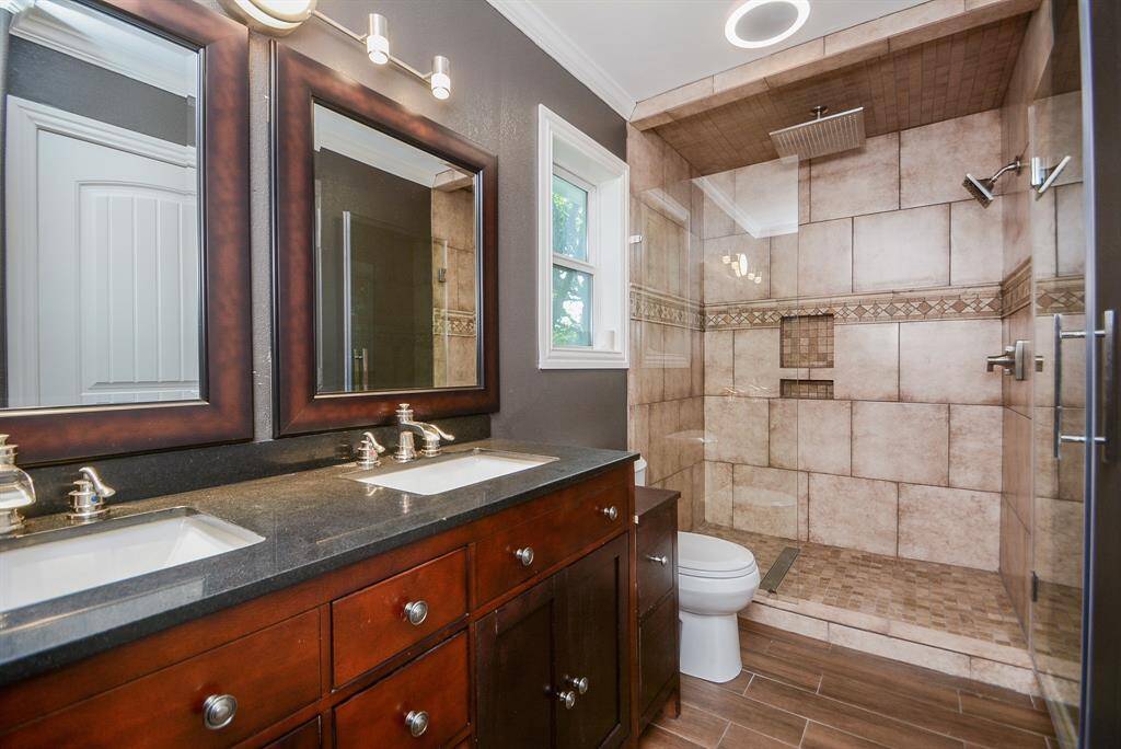 Dual sinks