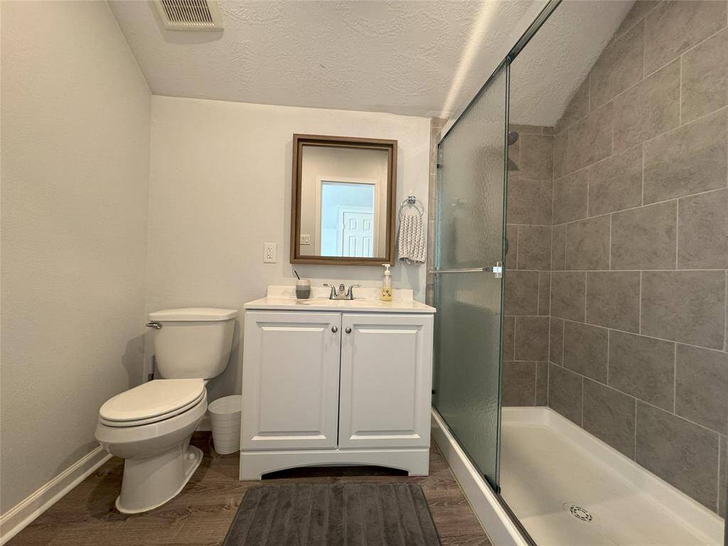 Garage apartment full bathroom.