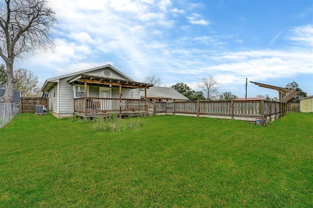 Back Yard space from Guess Quaters