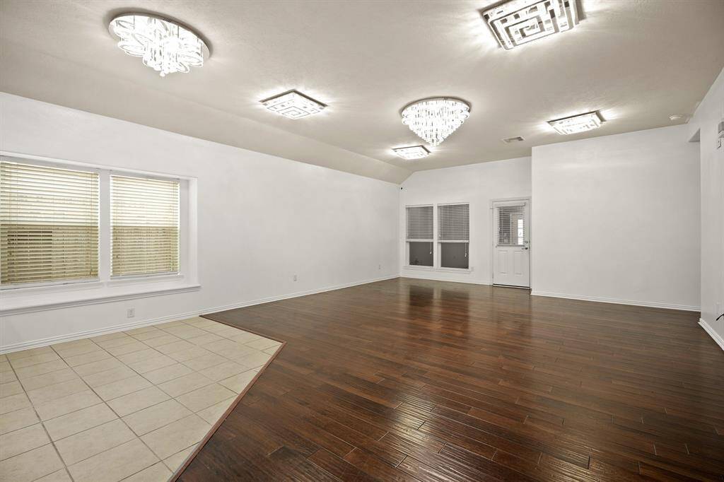 Office/ flex roomstaged furniture photo