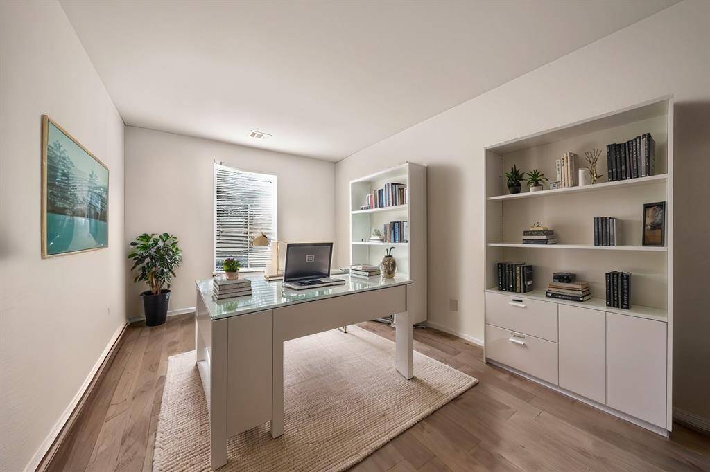 Versatile Study/Home/Office off the entry. (Virtually staged)
