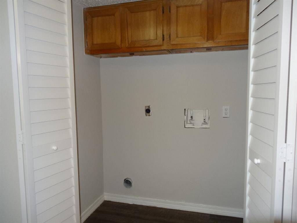 Cabinets and Washer/Dryer Connections in Laundry Area