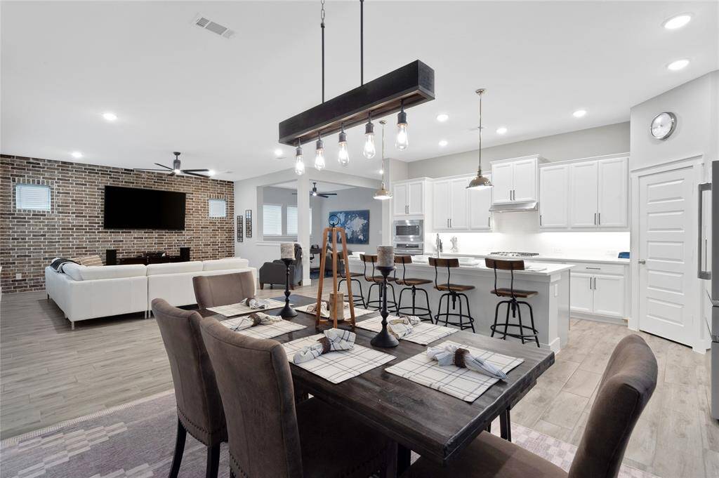 This is such a beautiful home both inside and out.
