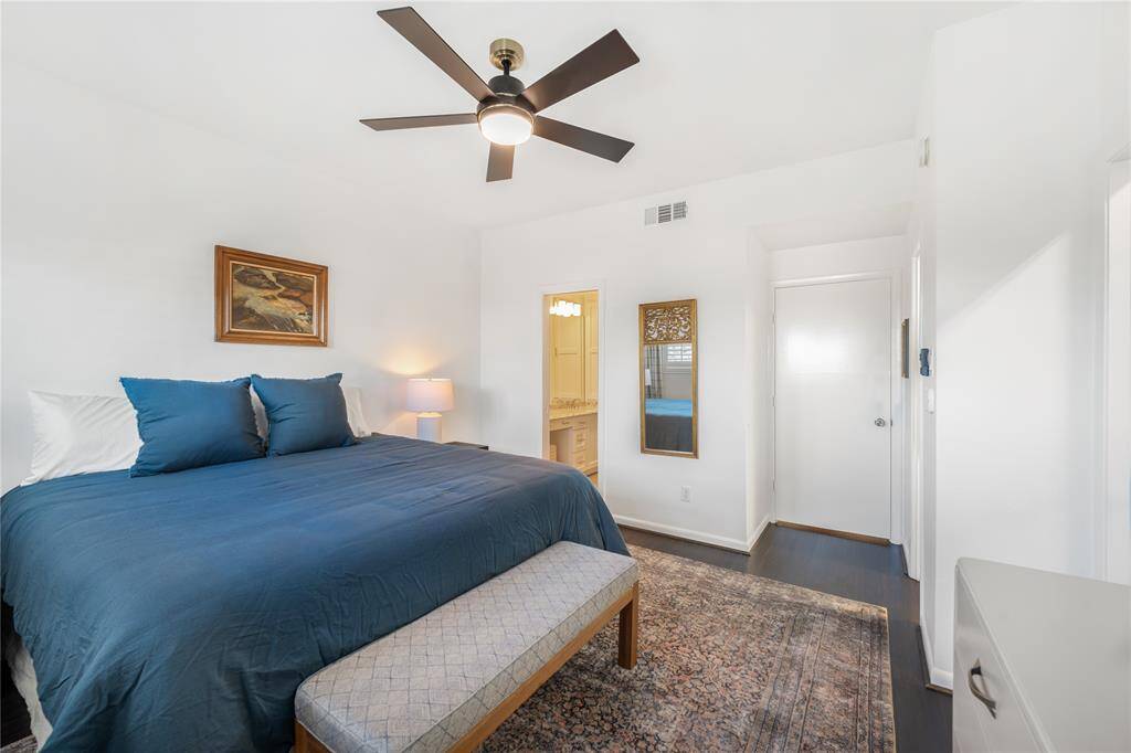 Master room - 2nd floor