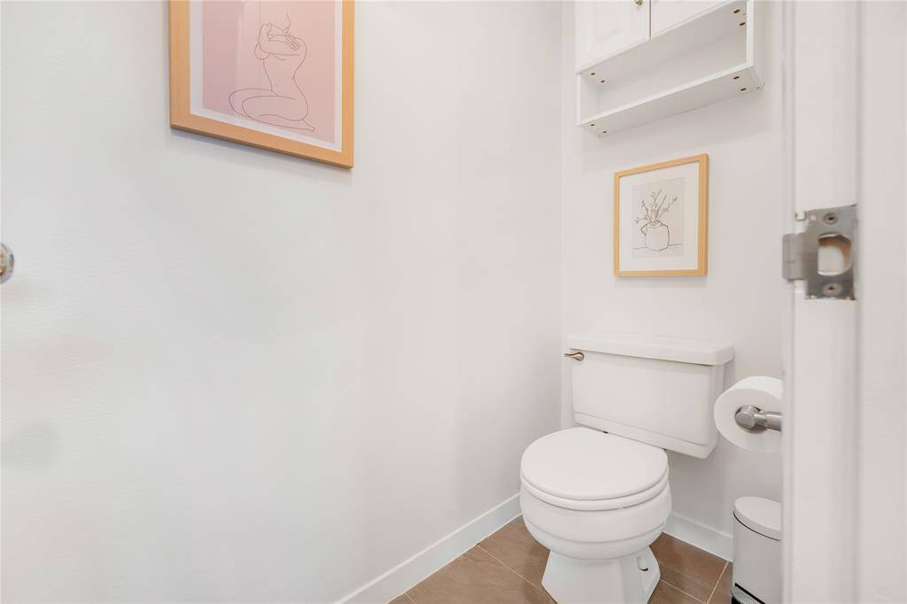 Master bath - 2nd floor