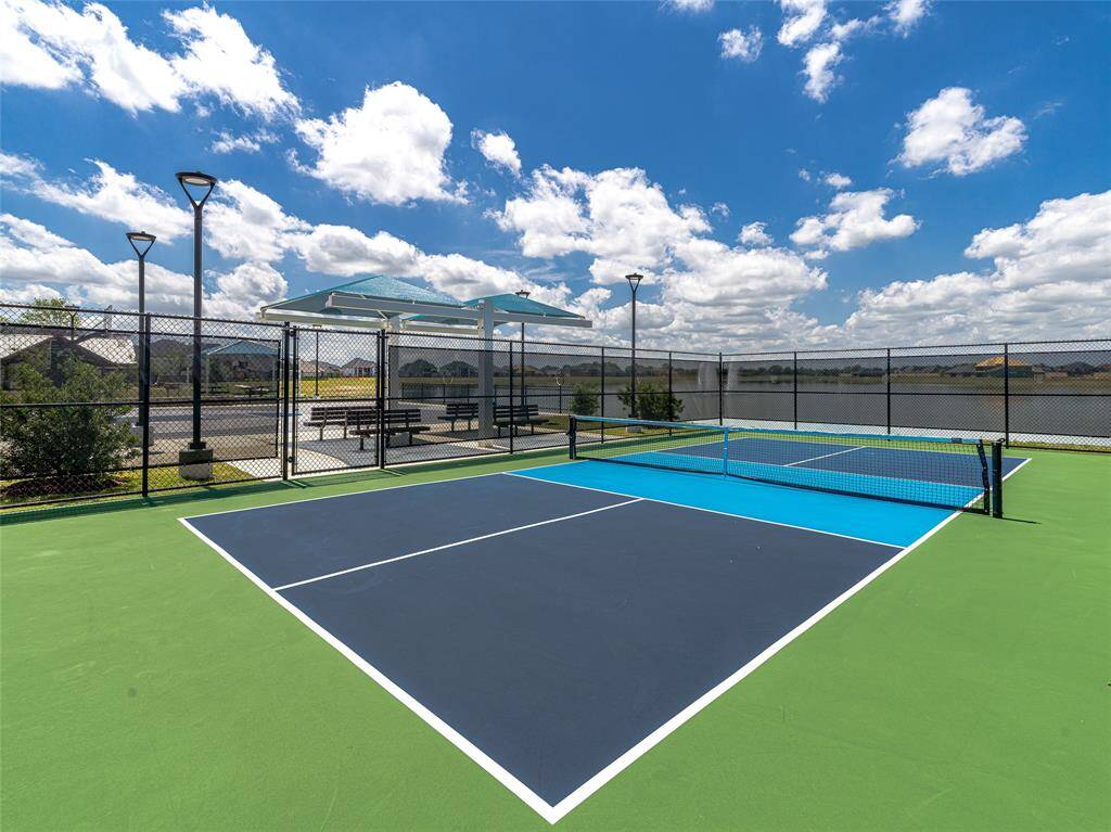 Avalon at Friendswood Community
