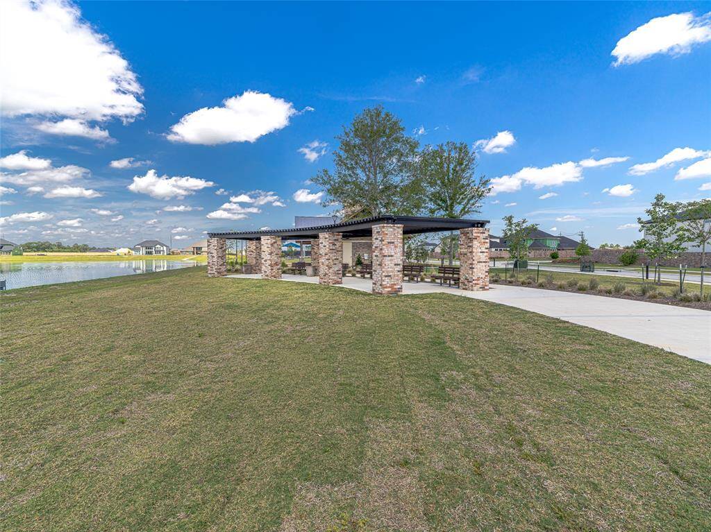 Avalon at Friendswood Community